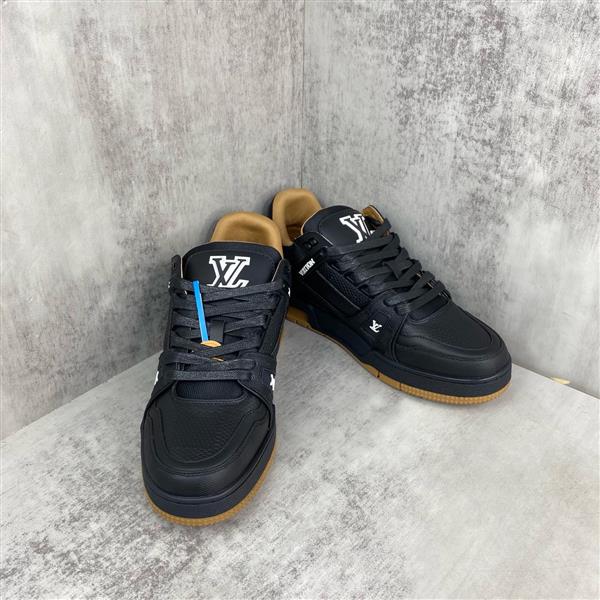 2025112815404541 390